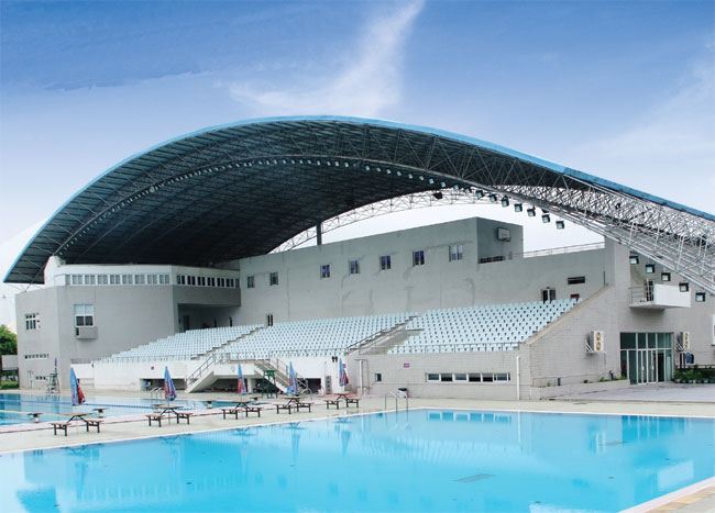 梅州游泳馆网架